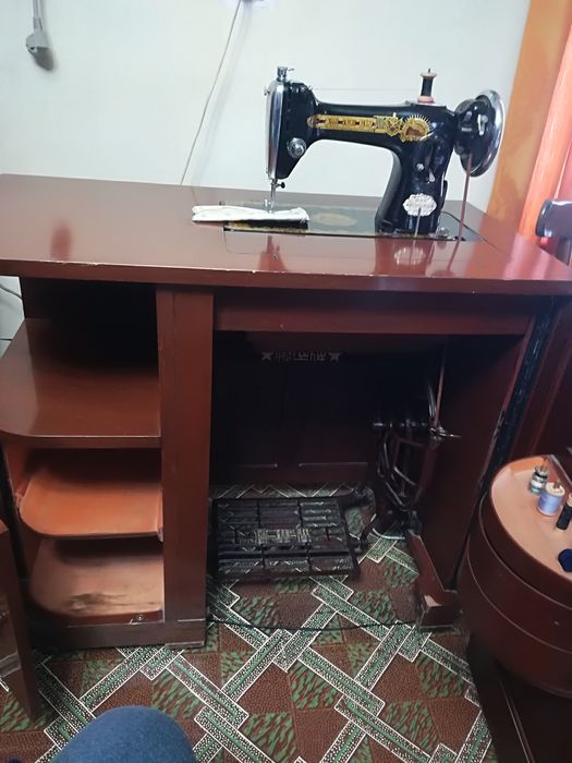 Швейная машинка золотой тигр