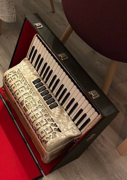 Acordeon Fratelli Crosio 120 basi