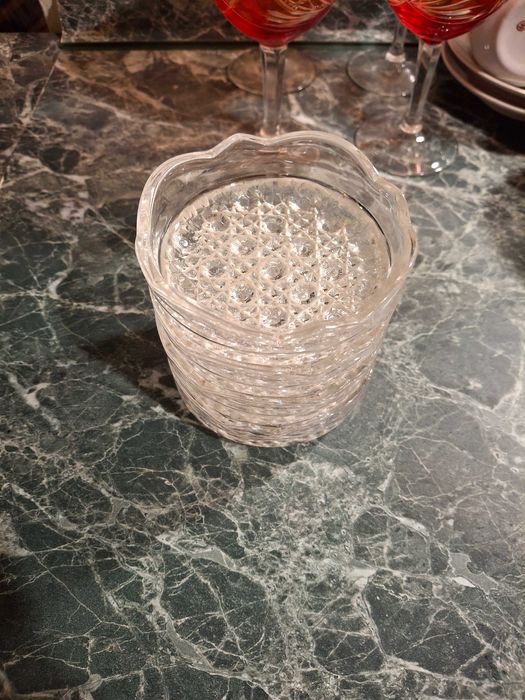 Продам хрустальные розетки