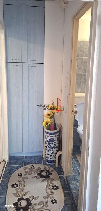 Apartament decomandat, mobilat, utilat  bloc 84 zona Tei
