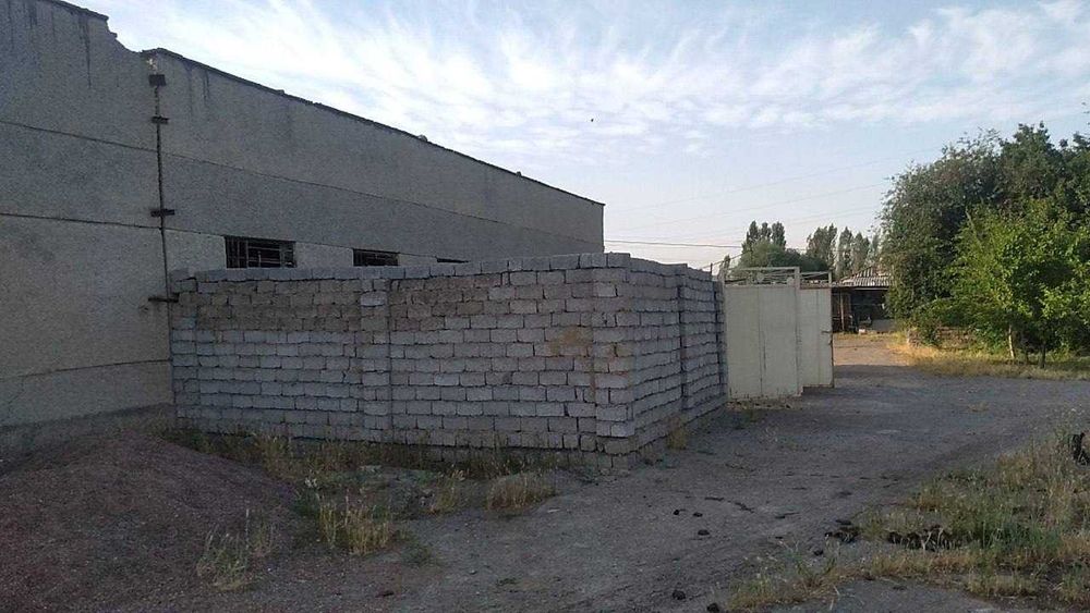 Noturar joy sotiladi