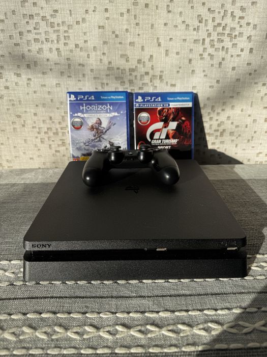 Sony playstation 4 slim 1 Tb.