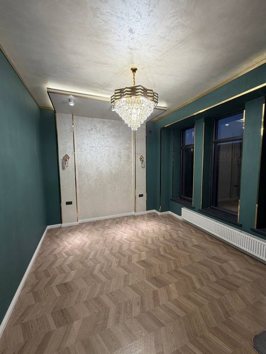 Дом Абсолютно новый Янгиабад 2 сотки 7 комнат  4-уровня 320м2 ул.Алиев