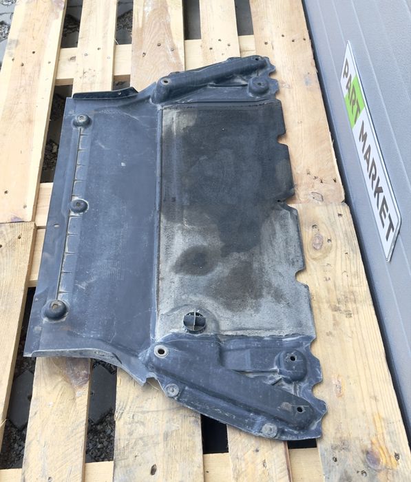 Кора под двигател AUDI A4 B9 8W0863821B