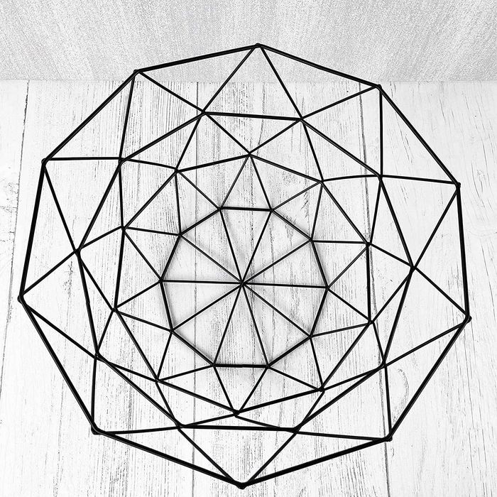 Красива метална фруктиера