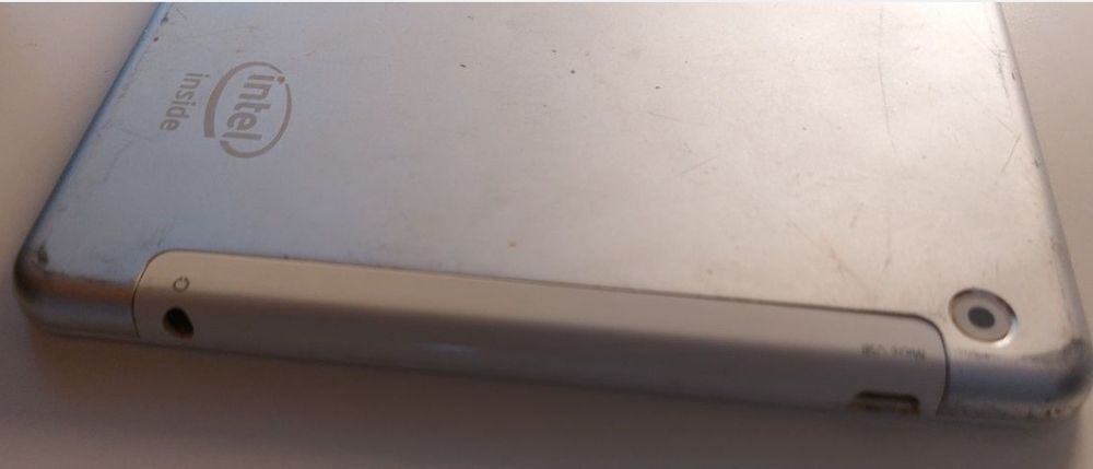 Tableta Allview Viva i8 cu procesor Intel - pt.  piese