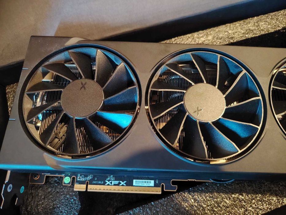 Видео Карта XFX Swift RX 9070XT Triple Fan Gaming Edition 16GB