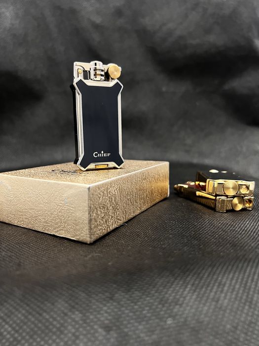 Керосиновая зажигалка бренда Chief. Zajigalka.