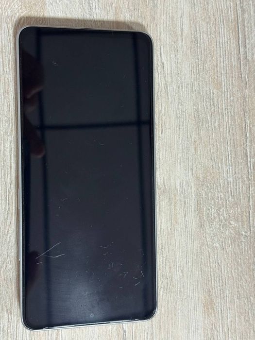 Poco x6 pro 5g 512gb 12+8 operativ xotira ideal telefon