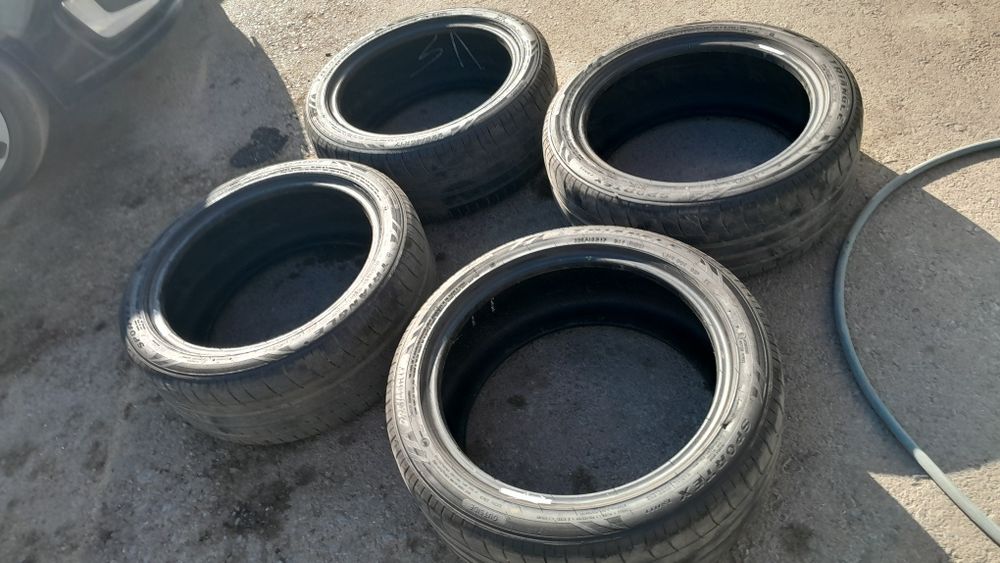 Шины  продам 225/45R17
