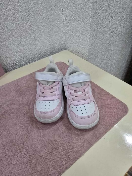 Маратонки, обувки за бебе