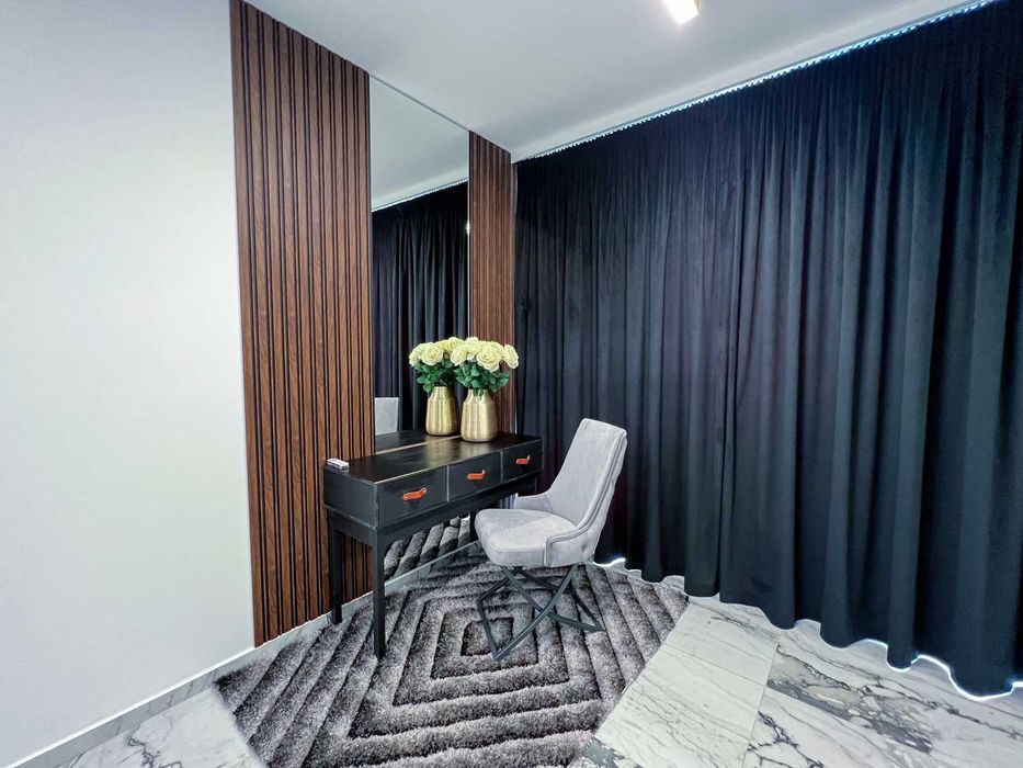 Продава се Двустаен апартамент в София, Изток - 100 кв.м за 612 €/кв.м - Снимка #6