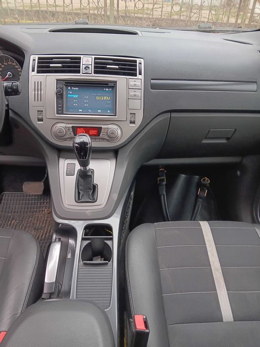 FORD Kuga 2011 — imagine 4