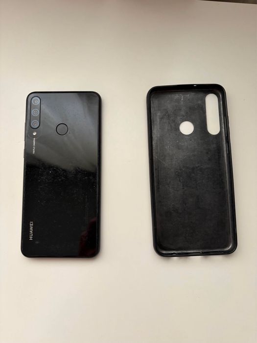 Huawei Y6p 64GB/3GB - отлично състояние, с калъф и зарядно