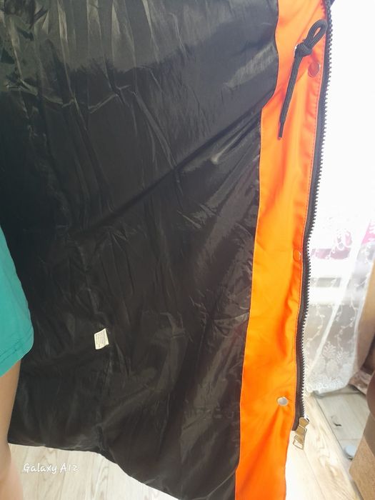 Продам зима куртка,