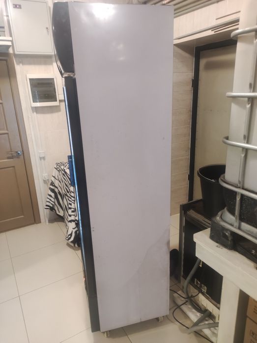 продам холодильник для напитков