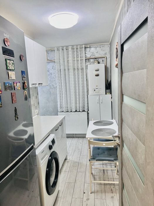 Vand Garsoniera Ovidiu Centru