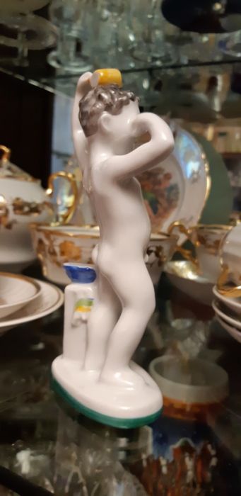 Фарфоровая статуэтка "Утро"