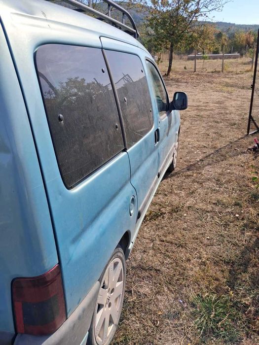 Продавам Citroen berlingo