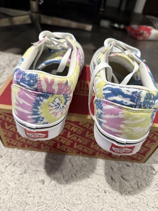 Adidasi Vans off the wall