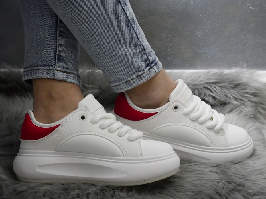 Adidasi dama 30 lei