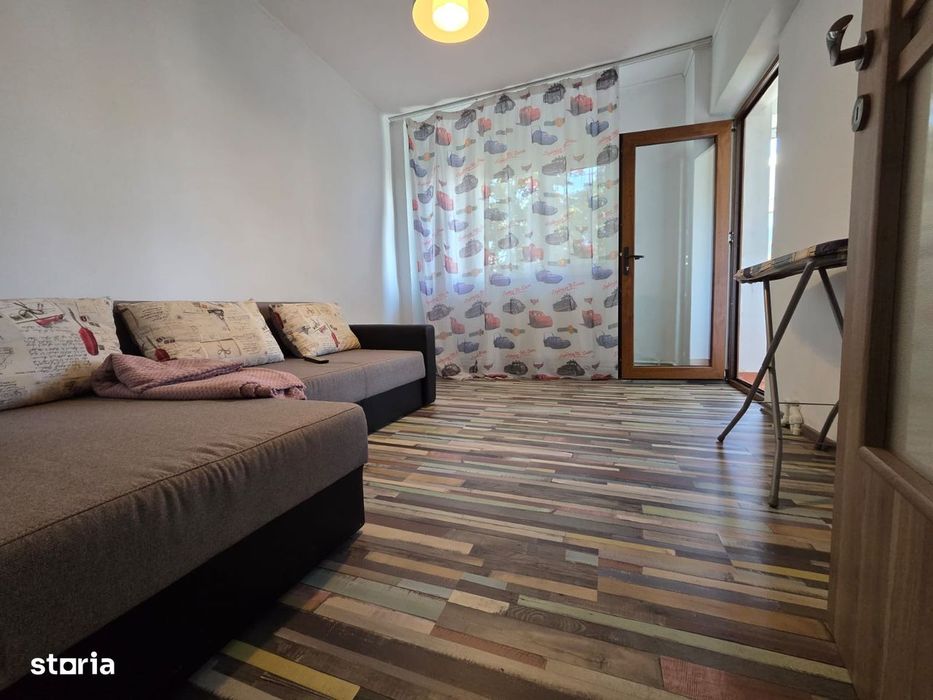 CHIRIE- Apartament 3 camere, mobilat și utilat, Etaj 3, Zona Pelican