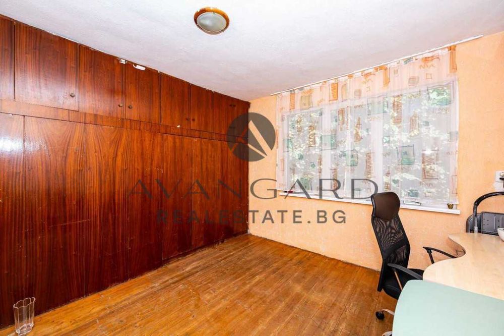 Продава се Многостаен апартамент в Пловдив, Център - 126 кв.м за 1540 €/кв.м - Снимка #4