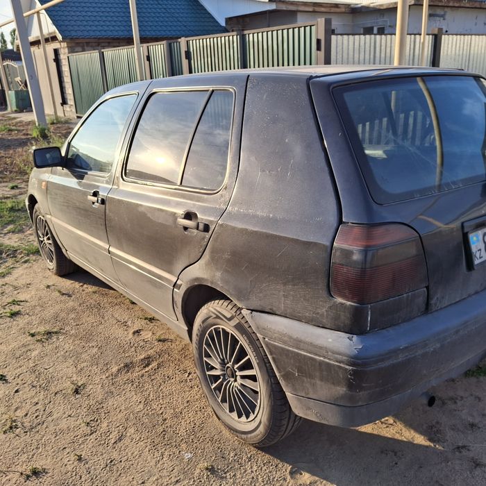 Продам гольф 3. Объём 1.8