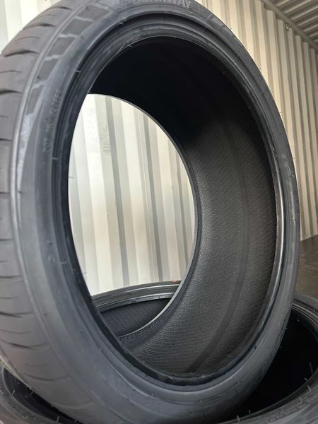 Нови Летни Гуми BEARWAY BW118 315/30R22 107V XL