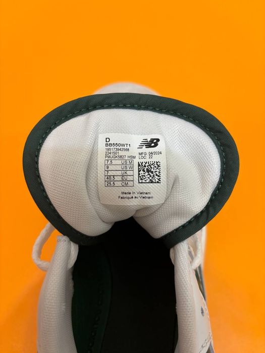 Продам New Balance 550