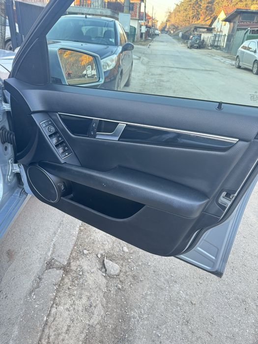 Мерцедес W204 На части Самоков