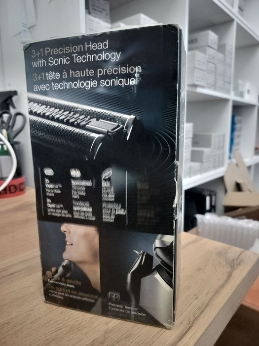 Электробритва Braun Series 8 8417s