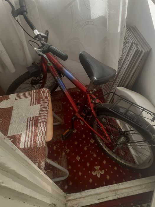 Bicicleta copii 7-10 ani