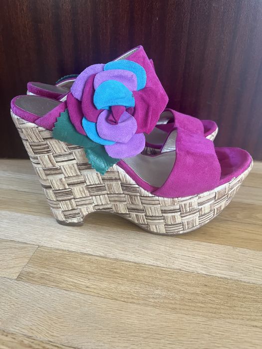 Papuci Loriblu cu talpa ortopedica marimea 37, 100lei