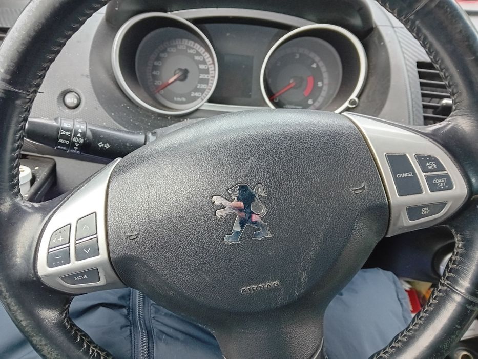 PEUGEOT 4007 2008 — imagine 5