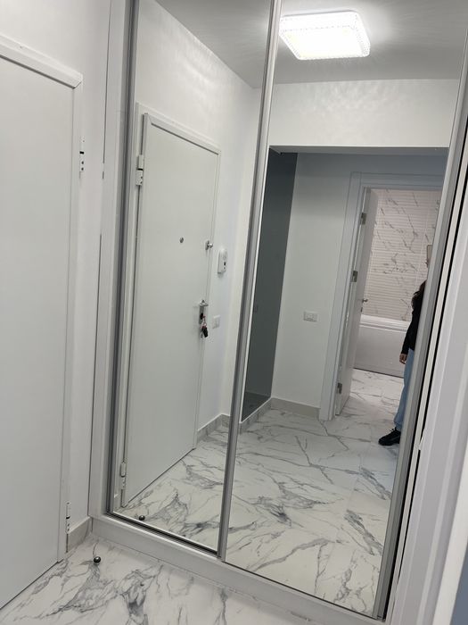 Închiriez garsonieră modernă – High Class Residence | 425 € negociabil