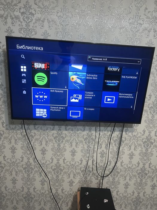 Ps4 слим в отличном состоянии