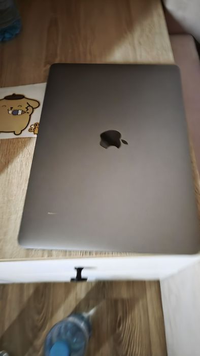 Macbook Air M1 8GB / 256 SSD