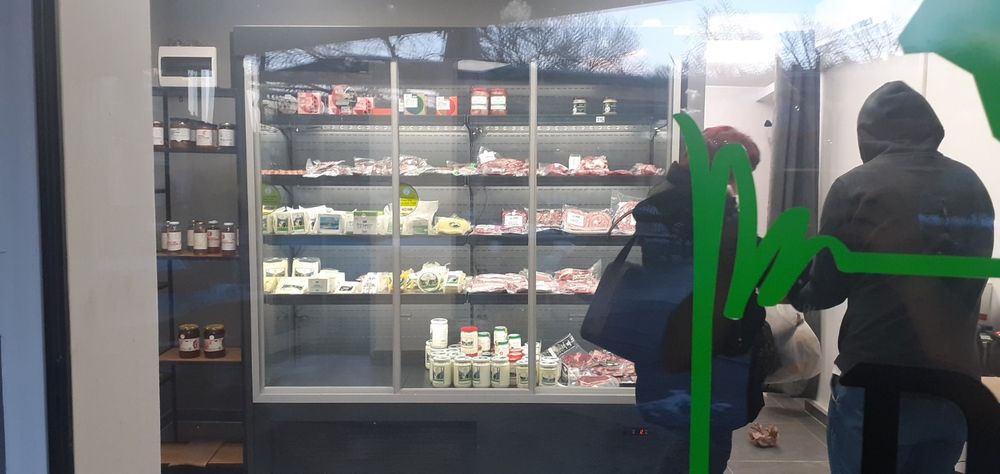 Плъзгащи стъклени врати за хладилни витрини