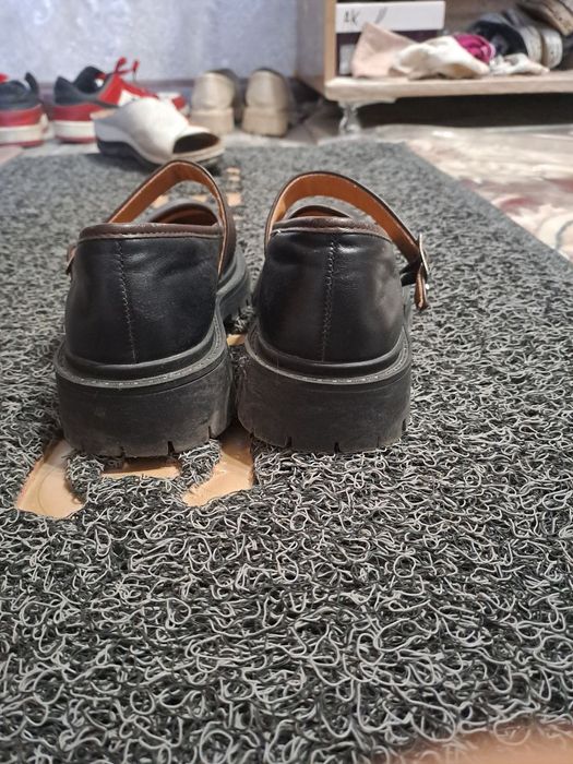 Туфли Лоферы. Женские туфли Лоферы. Qiz bollarga ltufli. Loferlar