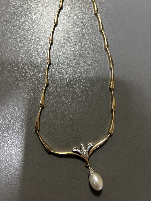 Колье-нежная классика