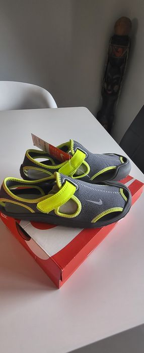 Сандалки Nike - розово, синьо, зелено