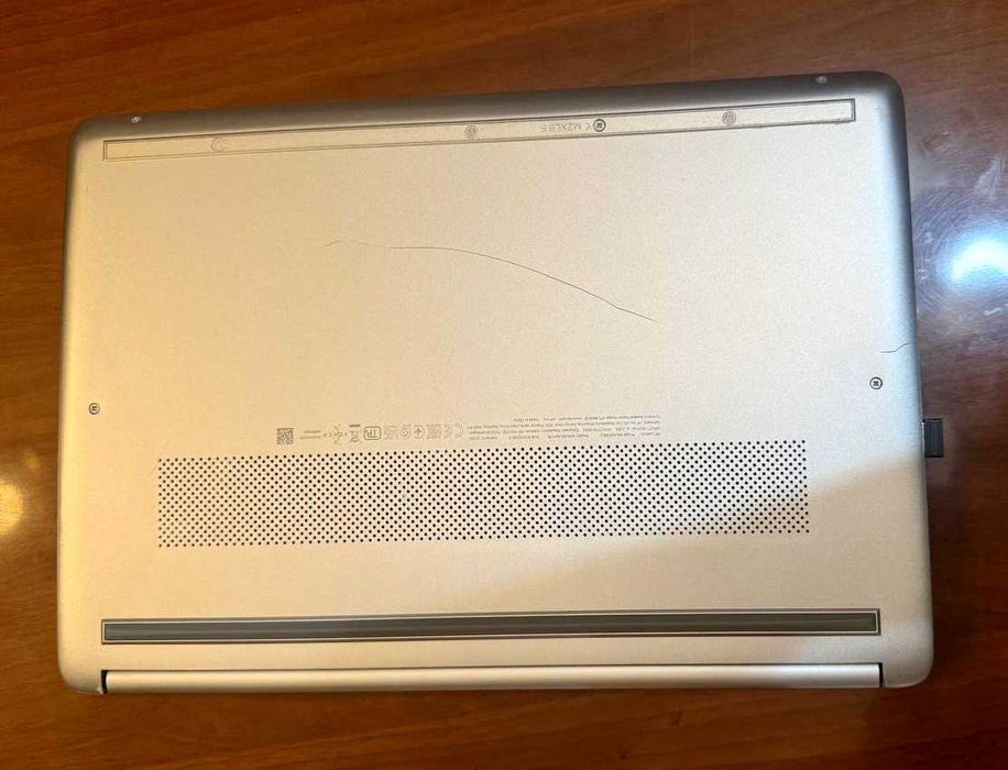 HP Laptop 250GB/8GB DDR4