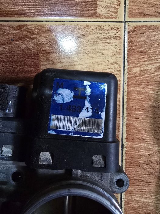 Дроссельная заслонка BMW e39