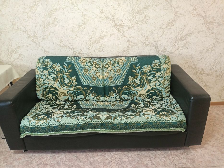 Продам диван кровать кожа