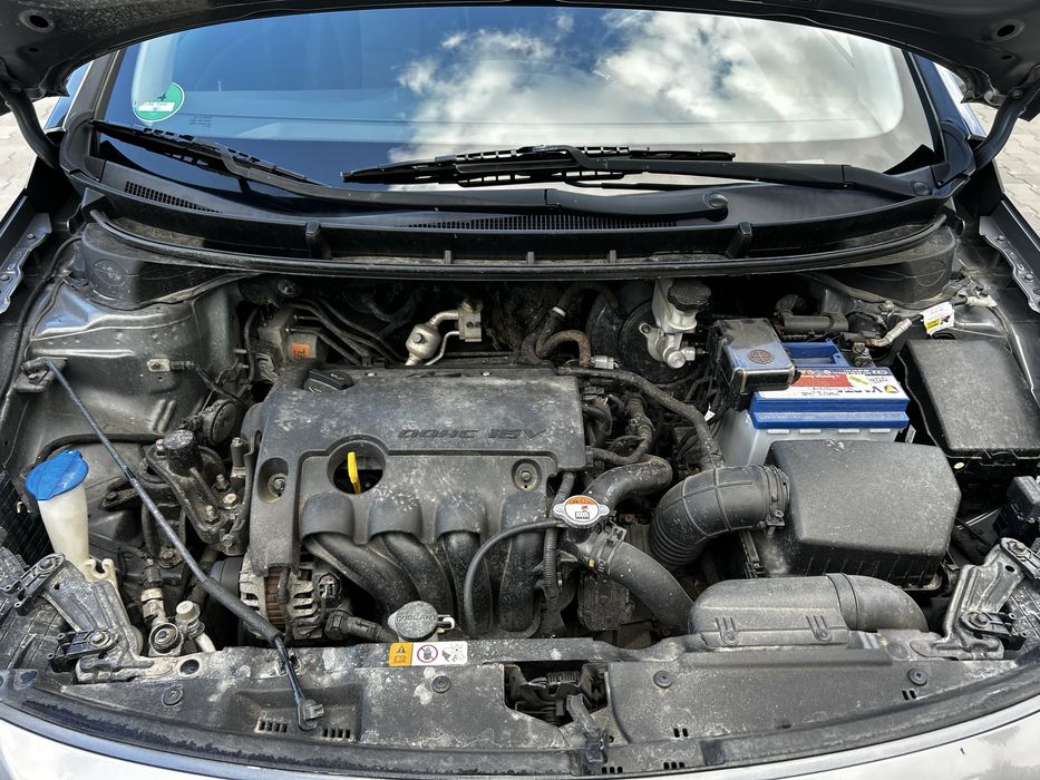HYUNDAI i30 2013 — imagine 5