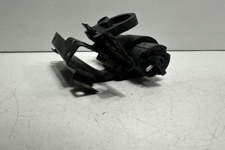 Pompa de apa suplimentara 0392020026 Mercedes-Benz Sprinter prima gen