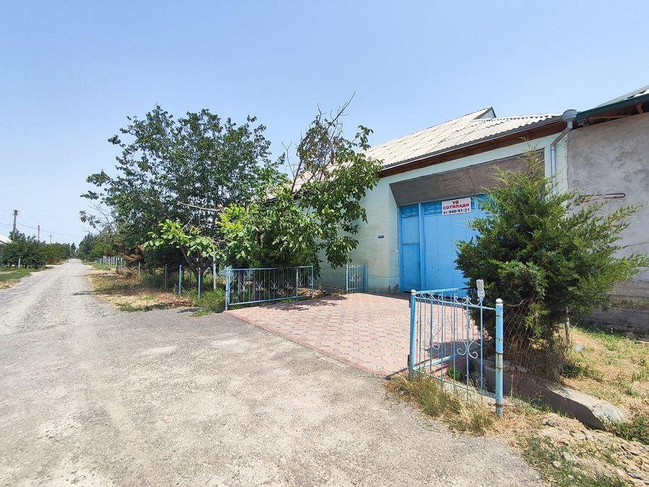 Zomindan shahar markazida 16 sotxlik kattagina yer uchaskasi sotilladi