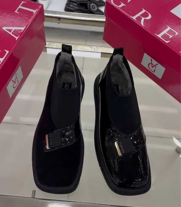 Продается Трендовая обувь в комбинации замша и эко кожи