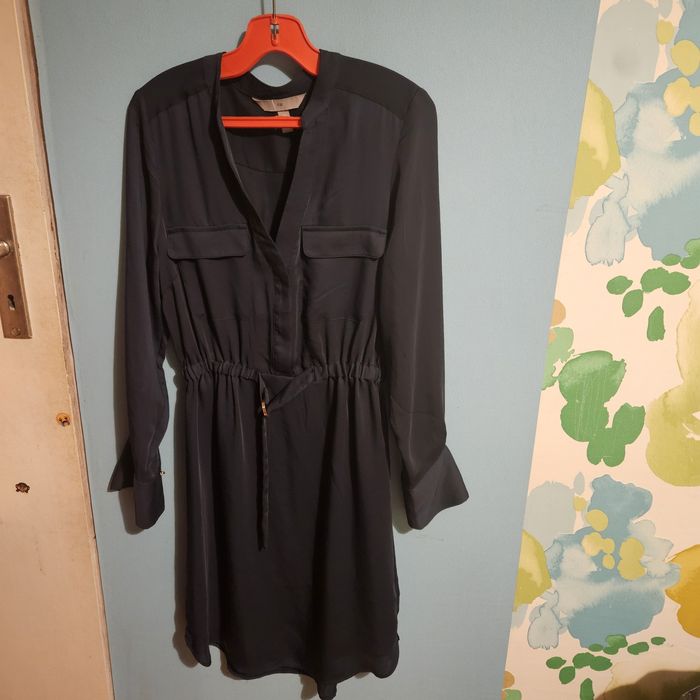 Даски рокли и гащеризони